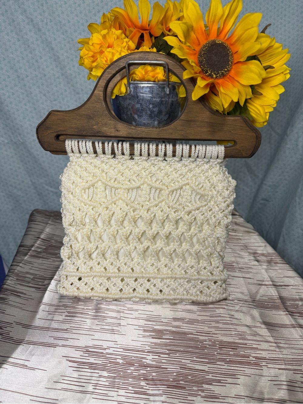 Gorgeous Vintage off white handmade macrame purse with wooden handles